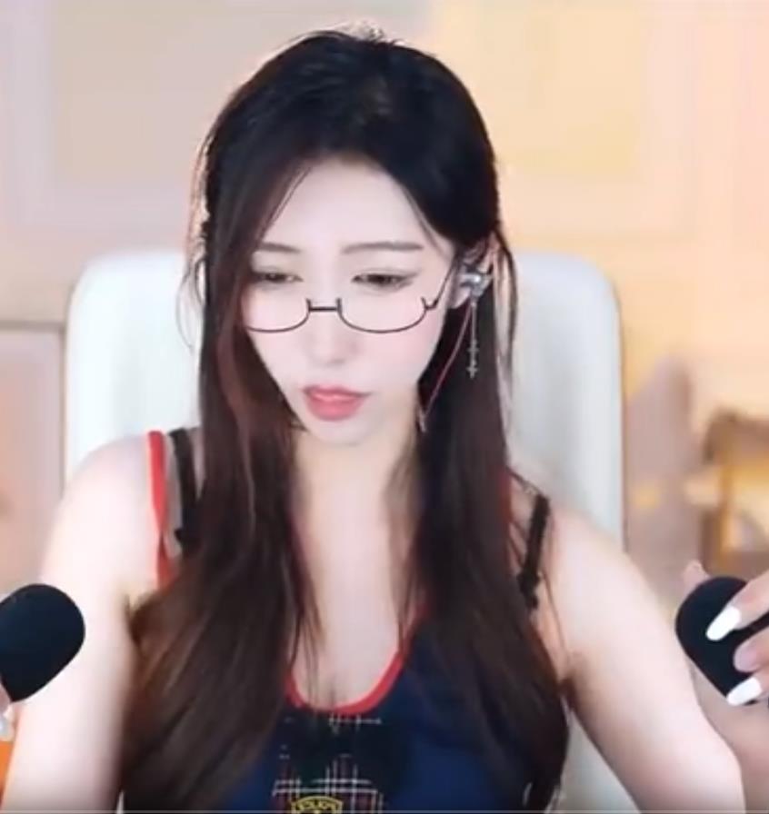 26140450.jpg ASMR 摸耳朵,口腔音,放松触发音小一熟了
